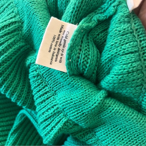 100% all Cotton.  SS.   LOOK.  Size M/L.  Comfy as can be.  Long pants - Picture 3 of 5